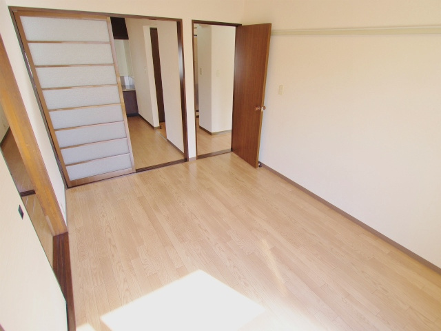 シャルム矢野東の寝室