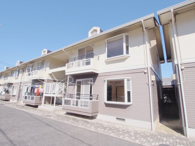 シャルム矢野東の外観