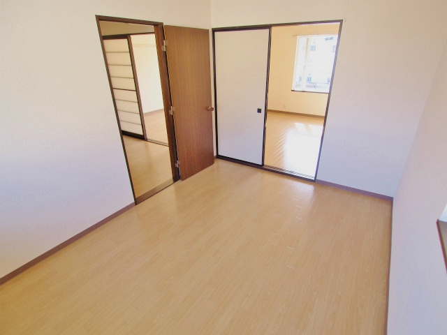 シャルム矢野東の居間・リビング