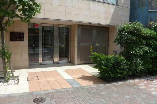 ボンナチュール入谷のエントランス