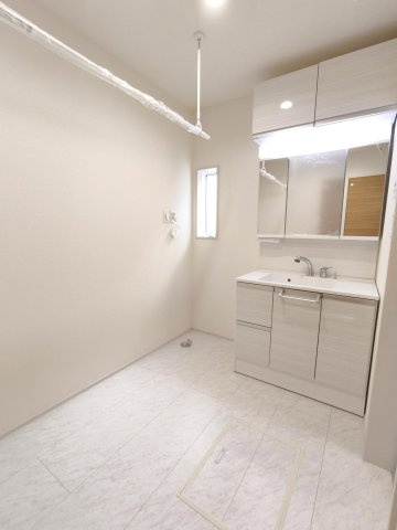 Blooming　Garden　深谷市東方　の居間・リビング