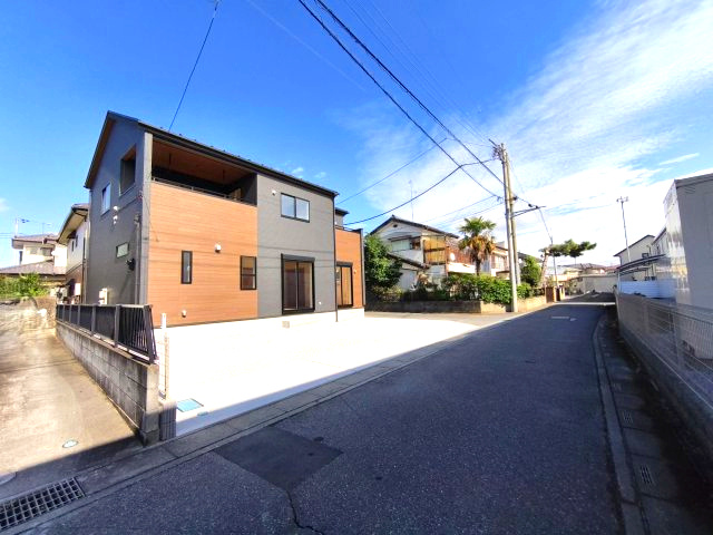 Blooming　Garden　深谷市東方　の前面道路含む現地写真