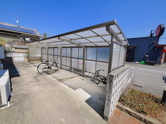 シュウ　メゾン　Ａ・Ｂのその他共用部分|自転車置場