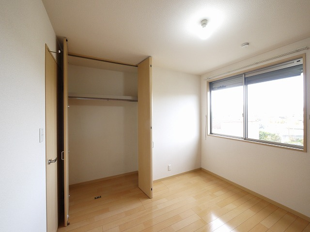 シュウ　メゾン　Ａ・Ｂの寝室|寝室にいかがでしょうか