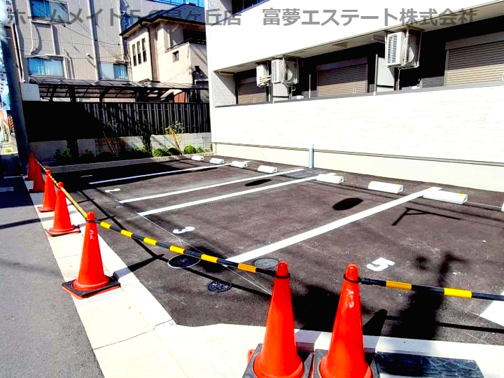フジパレス堺鳳駅北Ⅰ番館の駐車場