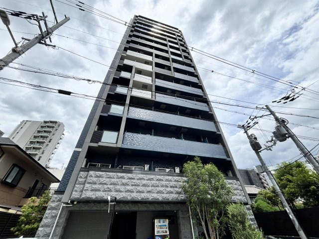 PHOENIX新大阪の外観