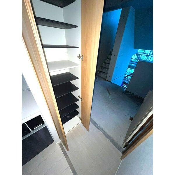 SPAZIO METALLO(スパジオ・メタロ)　名古屋市賃貸　仲介手数料無料の玄関