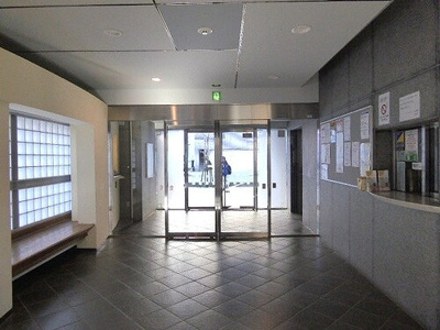 【その他】 | ライオンズマンション本川越駅前 | エントランス内側　※2024年12月撮影