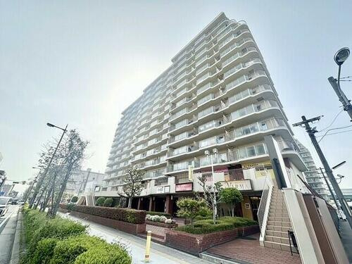 メロディーハイム守口の外観|新しい生活にいかがでしょうか？外観はお住まいの顔になります。こだわりたいポイントですね。水回りリフォームやリノベーションも承ってます。
■現地見学・資金計画相談・住宅ローン相談もお問合せ受付中■