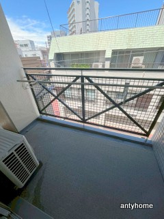 十三ホワイティ　仲介手数料無料のバルコニー