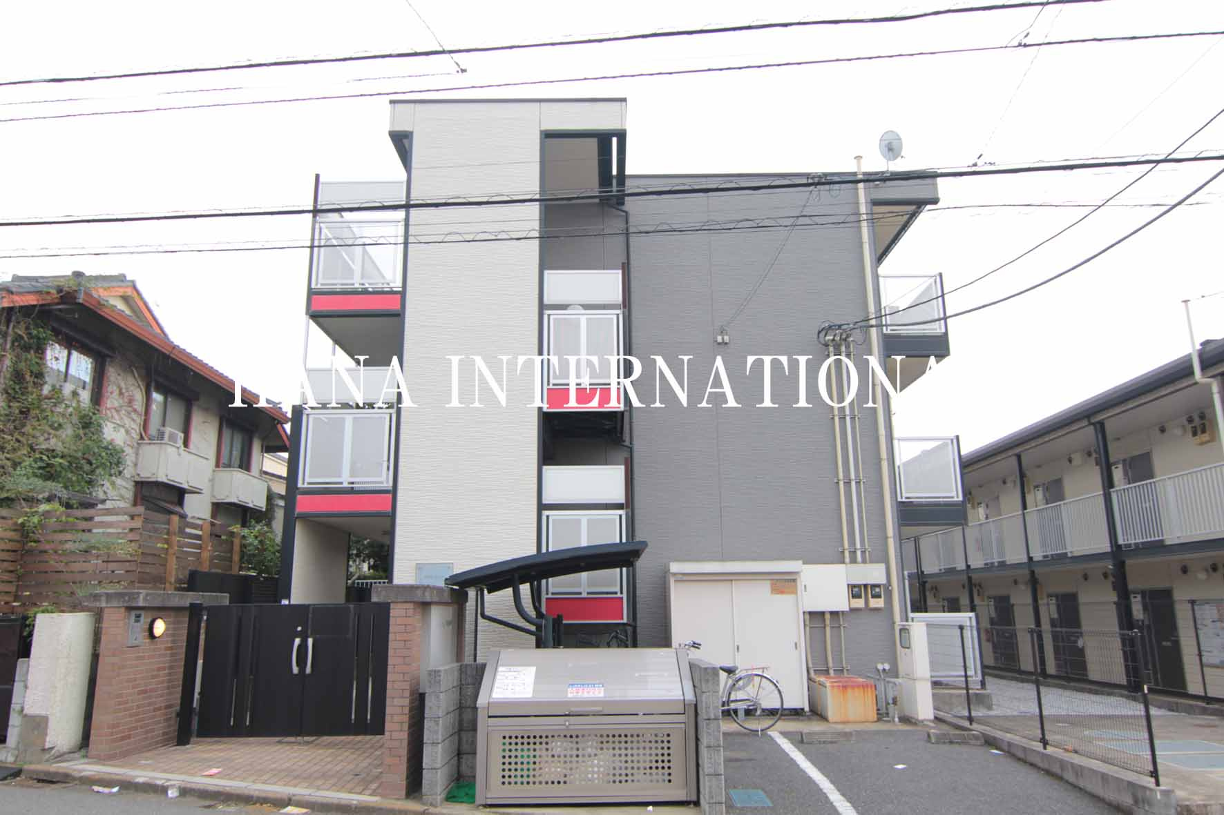 アウトゥーノの外観