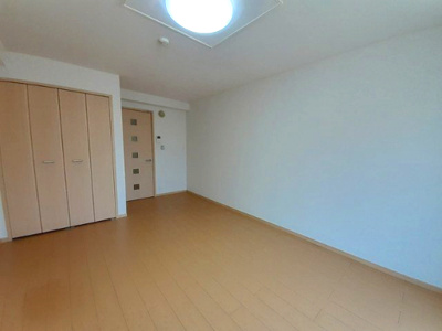 【内装】 | ナビスター