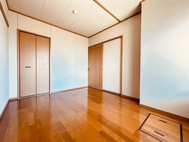 県営伊川谷第2高層住宅2号棟の子供部屋