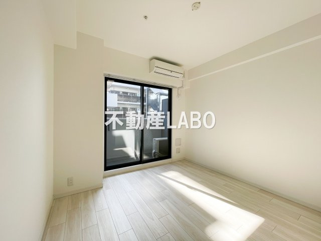 S-RESIDENCE南堀江の居間・リビング