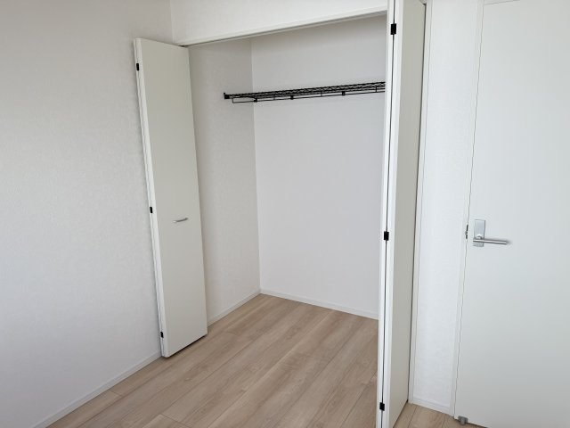 クレイドルガーデン前橋市富士見町時沢第10　2号棟（平屋）の収納|1階洋室2収納です