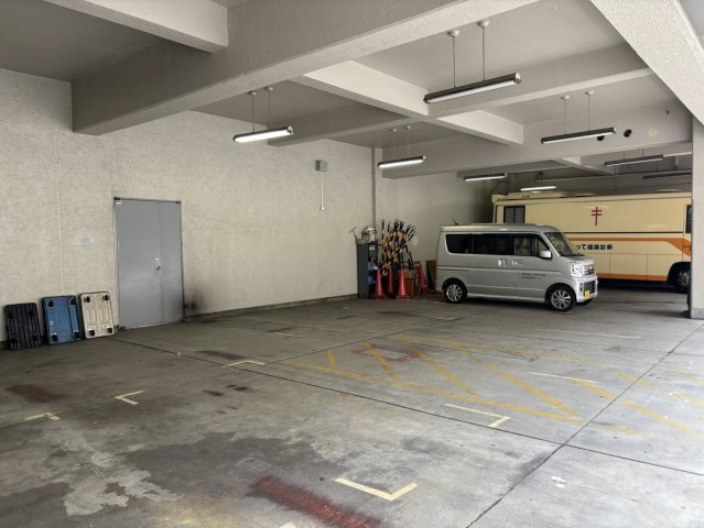 水道橋ビルの駐車場