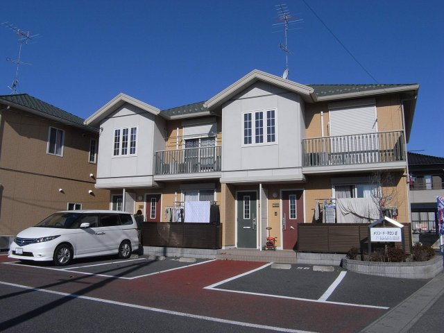 メゾン・ド・マロンＥ棟の駐車場