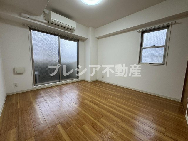 ディア甲子園口の居間・リビング