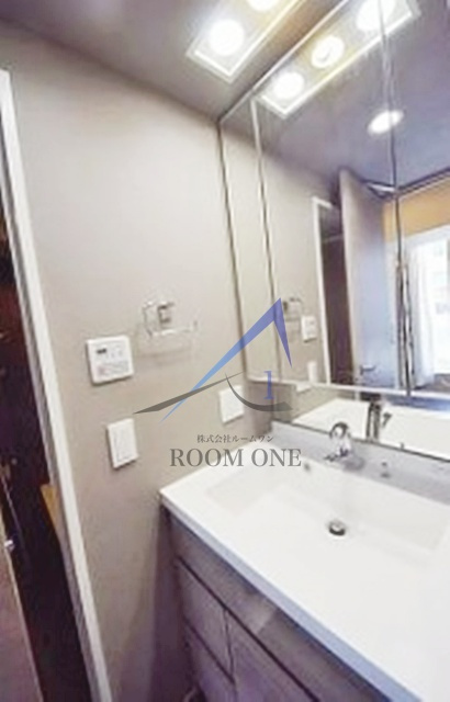 ライオンズ蔵前レジデンスの洗面所|洗面台です。