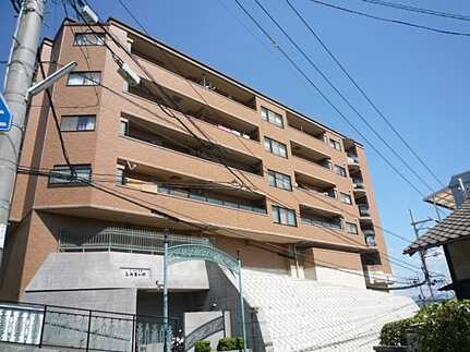 Jcity高須翠江館の外観