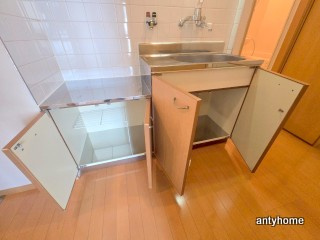 グランアムール　仲介手数料無料の収納