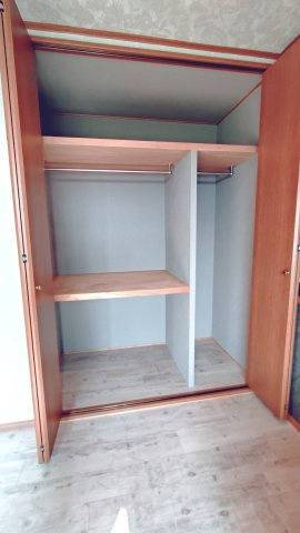 東石切町中古戸建の収納