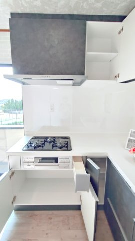 東石切町中古戸建のキッチン