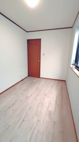 東石切町6丁目中古戸建の洋室