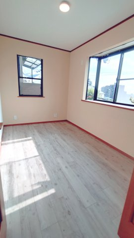 東石切町中古戸建の子供部屋|子供部屋でも寝室でも！