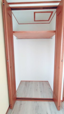 東石切町中古戸建の収納