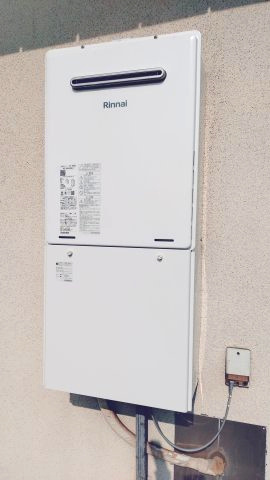 東石切町中古戸建の発電・温水設備