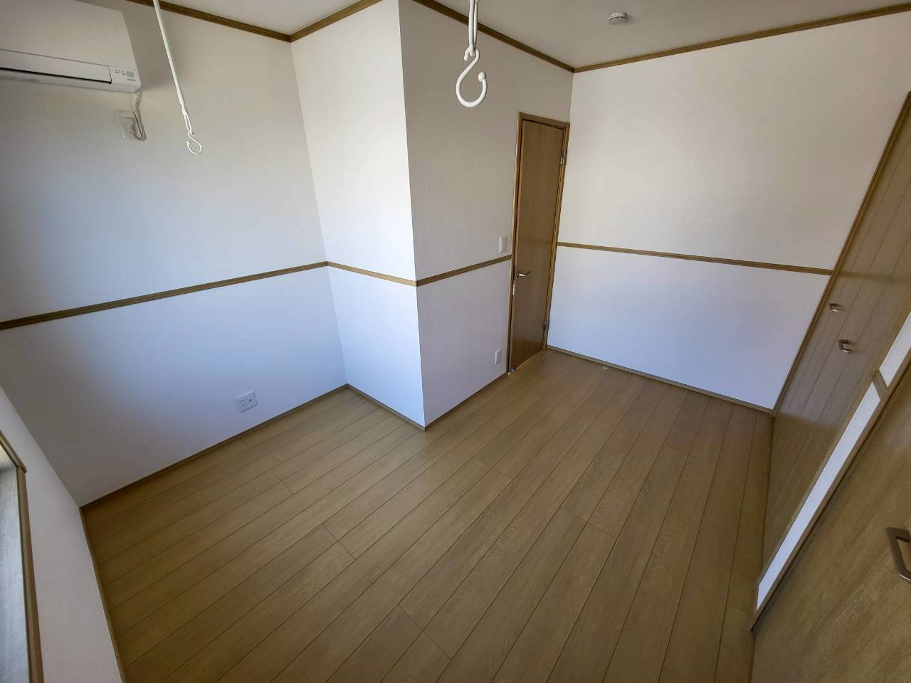 【洋室】 | 櫻Garage