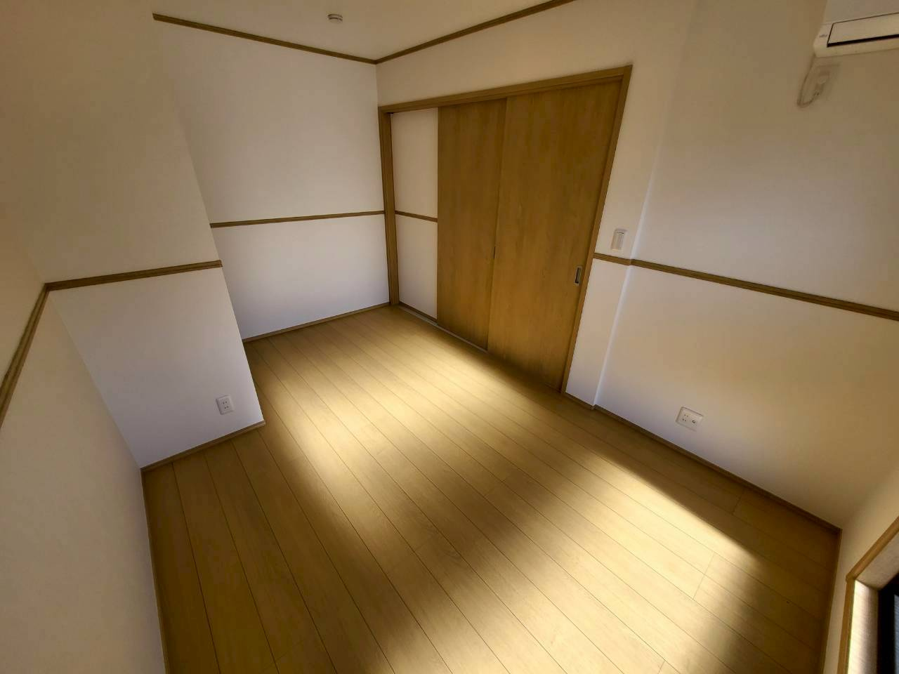 【洋室】 | 櫻Garage
