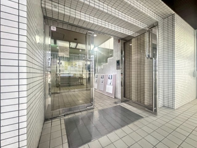 【エントランス】 | サンロイヤル池田駅前