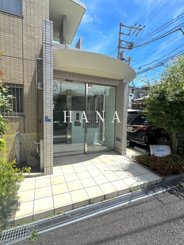 アグレアーブルのエントランス