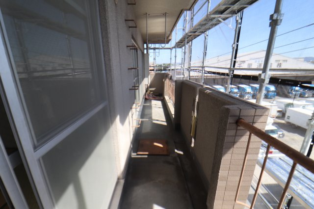 寿マンションのバルコニー