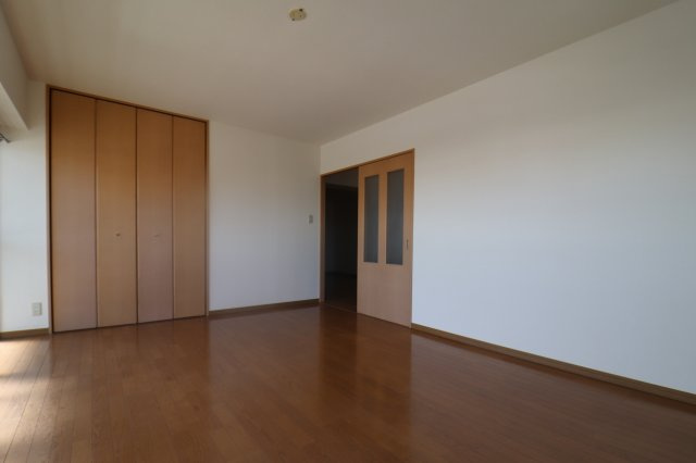 寿マンションの寝室