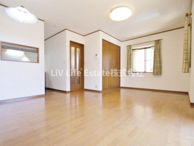 狭山４丁目貸家の居間・リビング