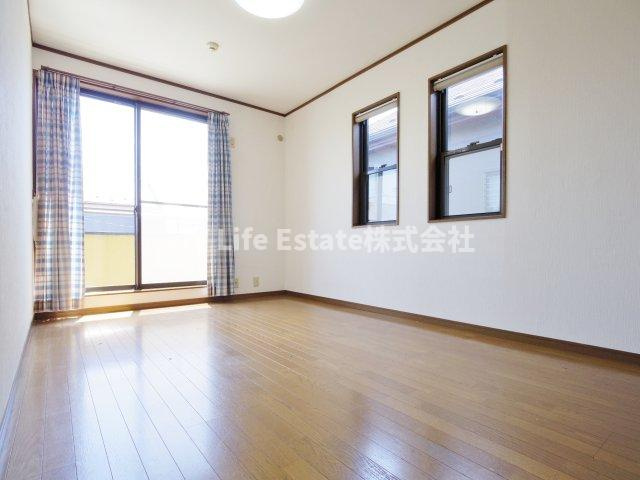 狭山４丁目貸家の洋室