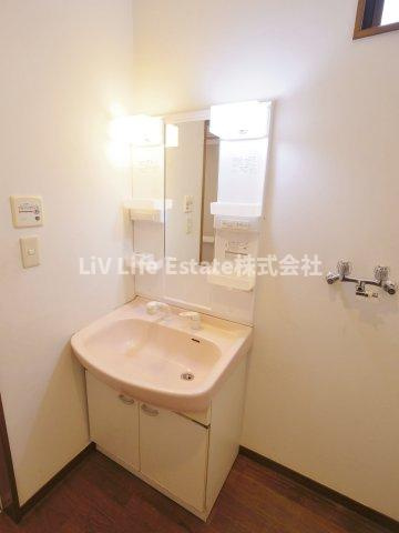 狭山４丁目貸家の洗面所