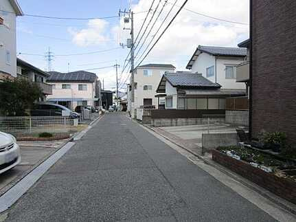 安佐南区長束5丁目の前面道路含む現地写真