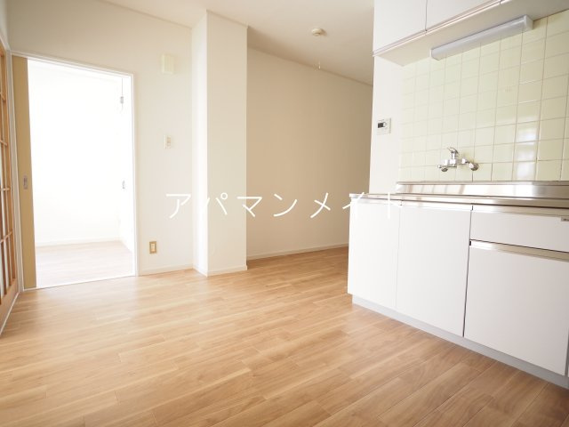 【居間・リビング】 | コートヒルズ | 戸塚周辺ならアパマンメイトへＬｅｔｓ Ｇｏ ！