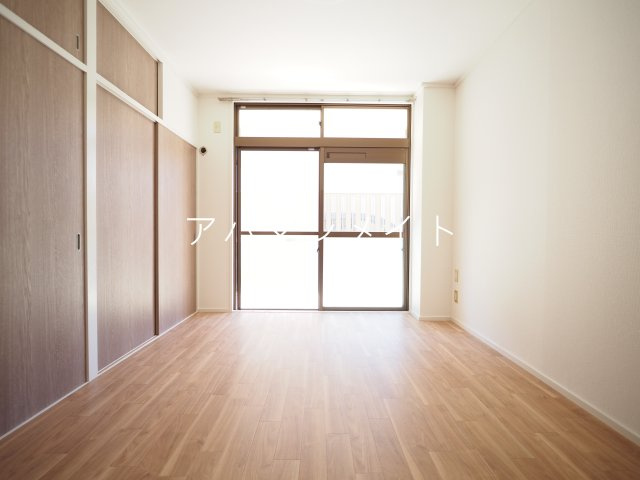 【寝室】 | コートヒルズ | 使い勝手のいい寝室です