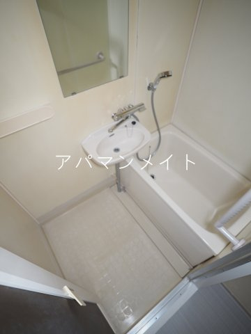 【浴室】 | コートヒルズ | コンパクトで使いやすいお風呂です