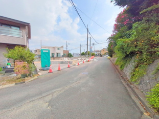 【前面道路含む現地写真】