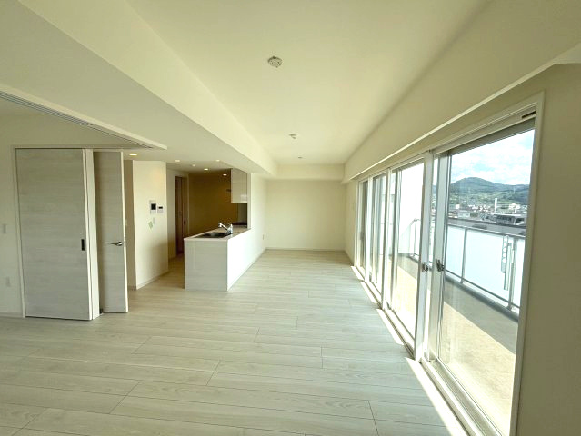 ウィザースレジデンス盛岡サザンテラスの居間・リビング|同じBタイプです。