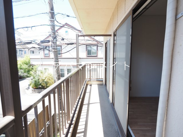 【バルコニー】 | コートヒルズ | お洗濯にも便利なバルコニー付き