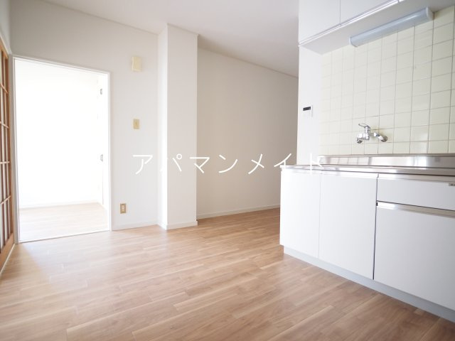 【居間・リビング】 | コートヒルズ | 戸塚周辺ならアパマンメイトへＬｅｔｓ Ｇｏ ！