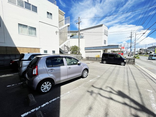 グランセ田宮Ⅱの駐車場