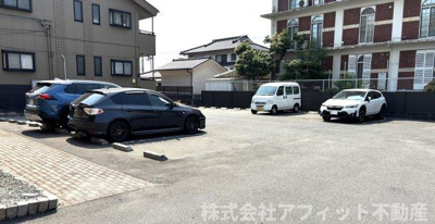 【駐車場】 | シュペリュール